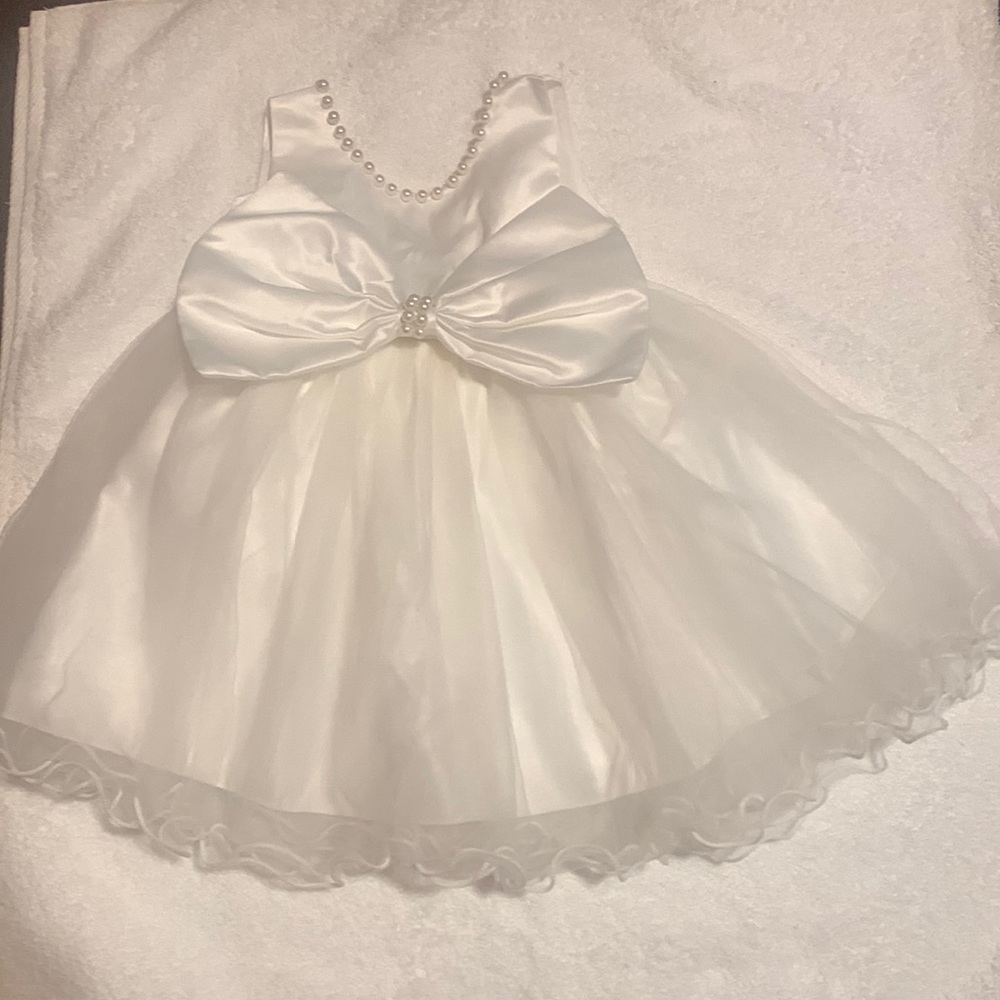 NWOT White Sleeveless Dress